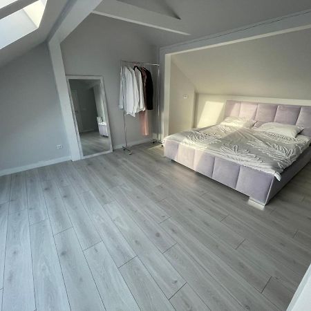 Apartament Luxlook Nowy Sącz Dış mekan fotoğraf